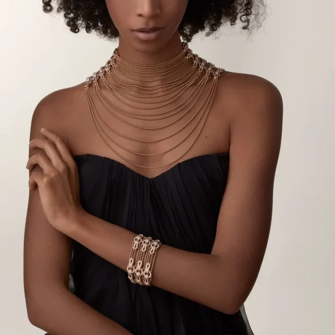 Agrafe Necklace, Semi-Paved