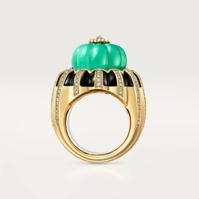 Cartier Libre Tuttitutti Ring, Chrysoprase, Diamonds Cartier Libre Tuttitutti Ring, Chrysoprase, Diamonds
