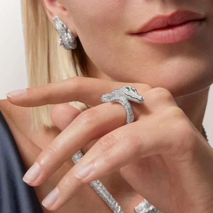 Faune Et Flore De Cartier Ring, Paved