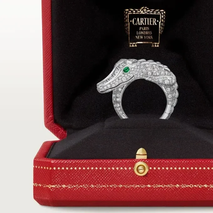 Faune Et Flore De Cartier Ring, Paved