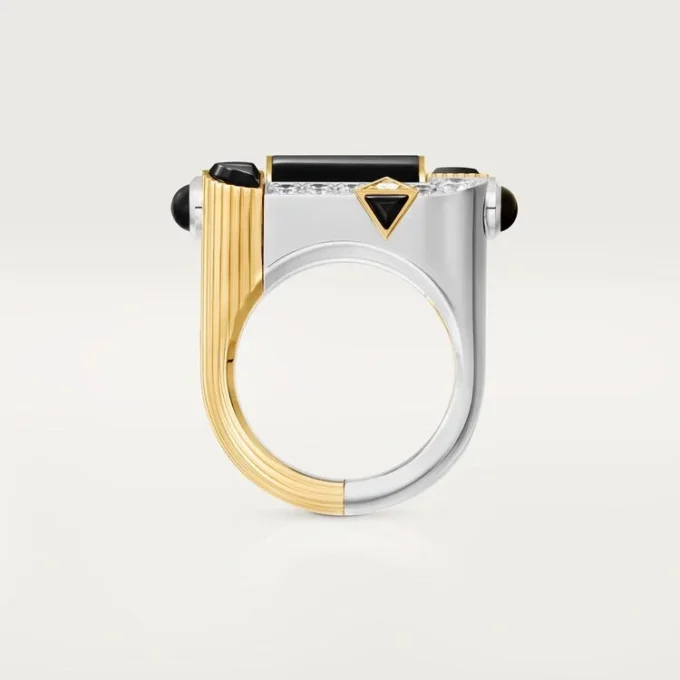 Geometrie & Contrastes Ring, Onyx, Paved Geometrie & Contrastes Ring, Onyx, Paved