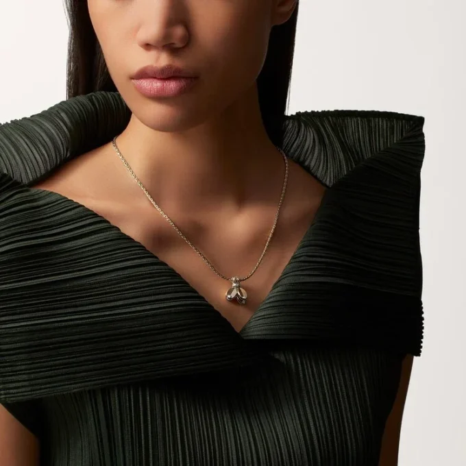Grain De Cafe Necklace, Diamonds