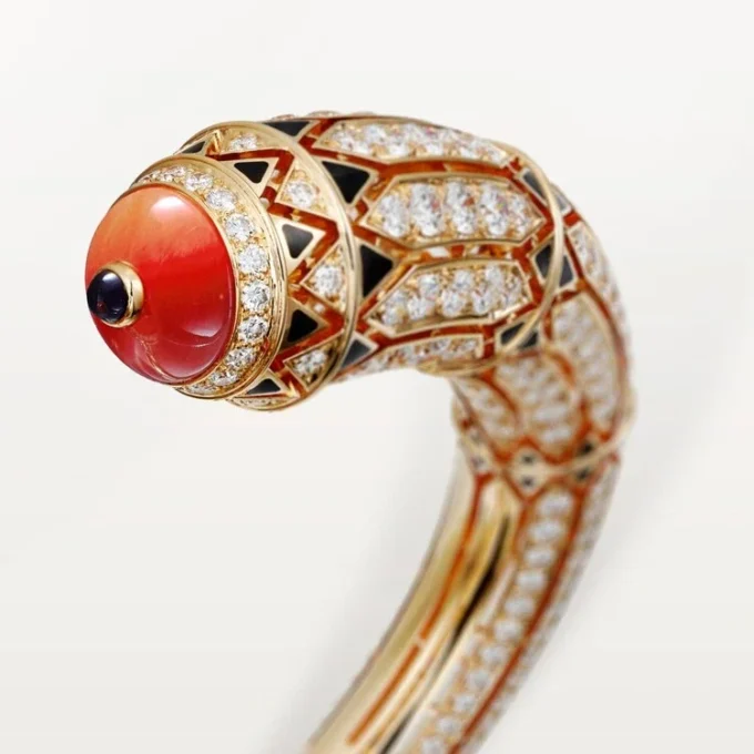 High Jewelry Bracelet – Rose Gold, Coral, Onyx, Black Lacquer, Diamonds – Cartier High Jewelry Bracelet – Rose Gold, Coral, Onyx, Black Lacquer, Diamonds – Cartier