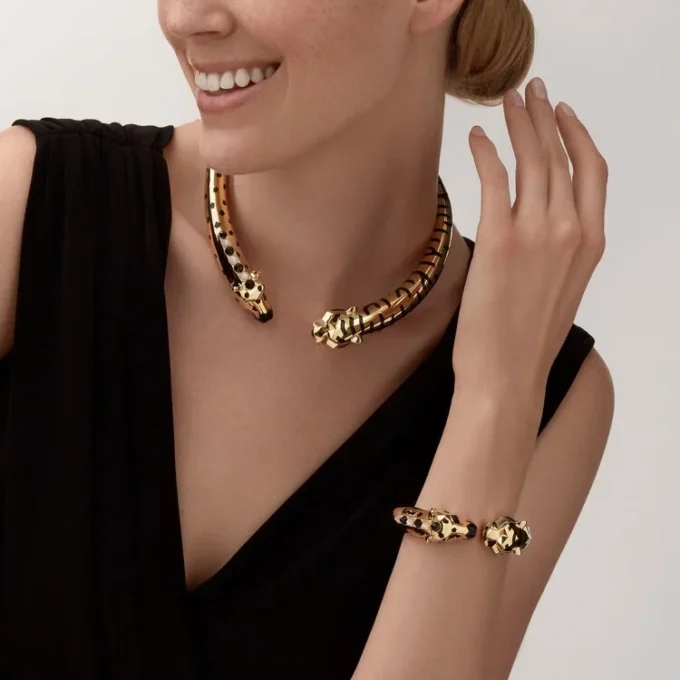 Indomptables De Cartier Torque Necklace