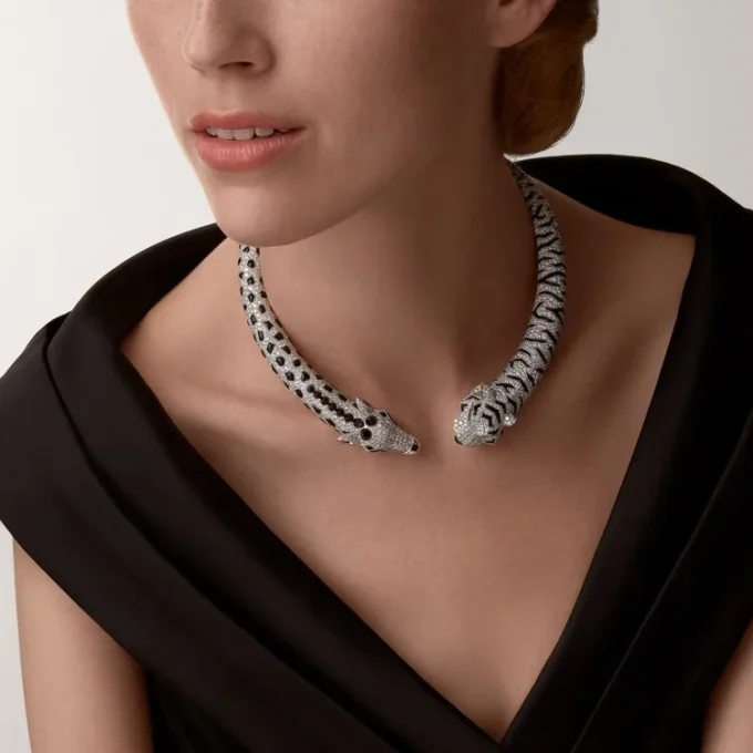 Indomptables De Cartier Torque Necklace, Paved