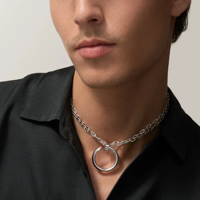 Juste Un Clou Long Necklace, Multiwear, Extra-Large Model Juste Un Clou Long Necklace, Multiwear, Extra-Large Model
