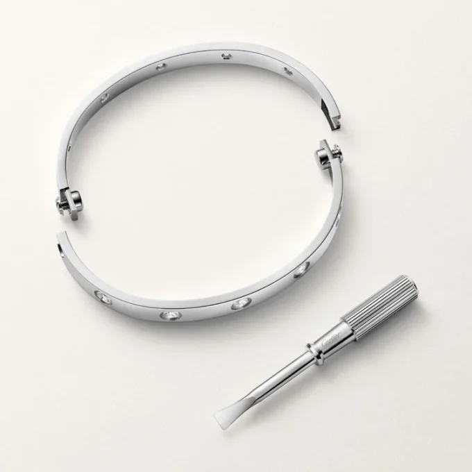 Love Bracelet, Classic Model,10 Diamonds Love Bracelet, Classic Model,10 Diamonds