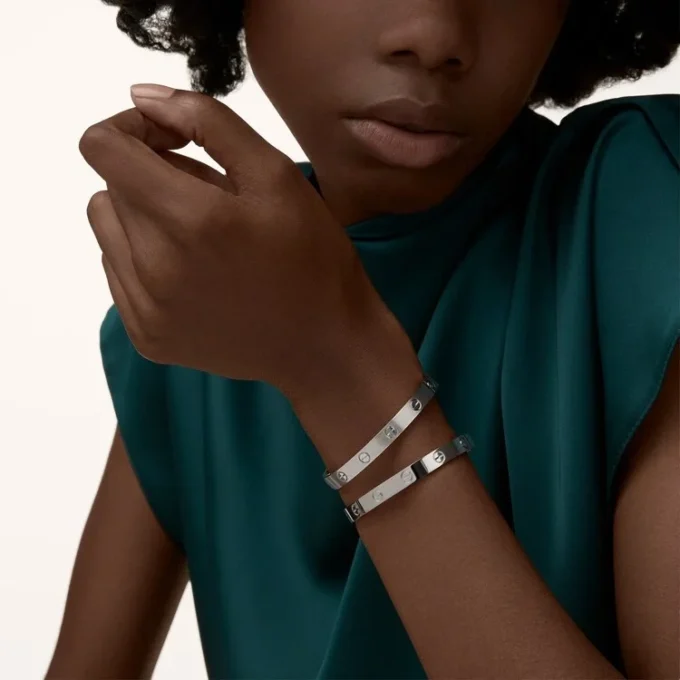 Love Bracelet, Classic Model