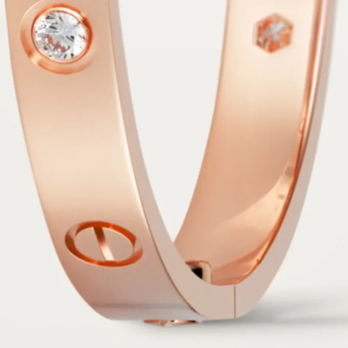 Love Bracelet, Classic Model, 4 Diamonds Love Bracelet, Classic Model, 4 Diamonds