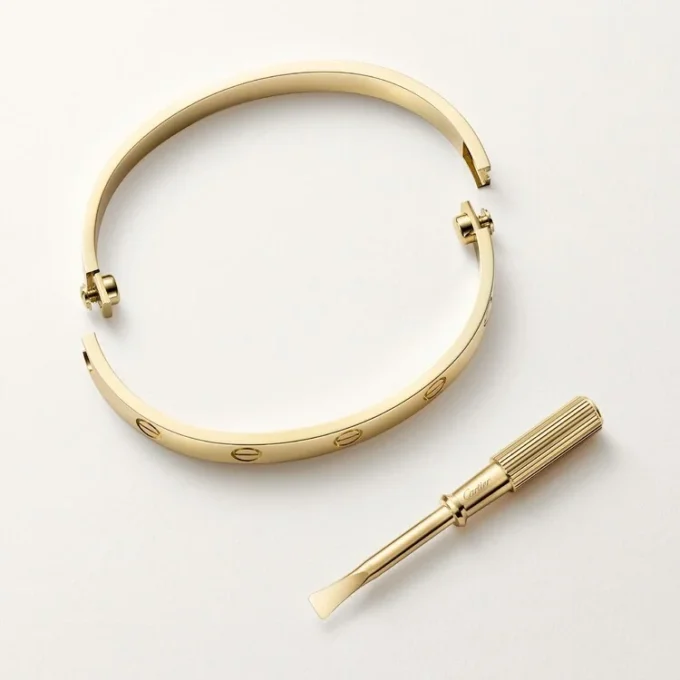 Love Bracelet, Classic Model