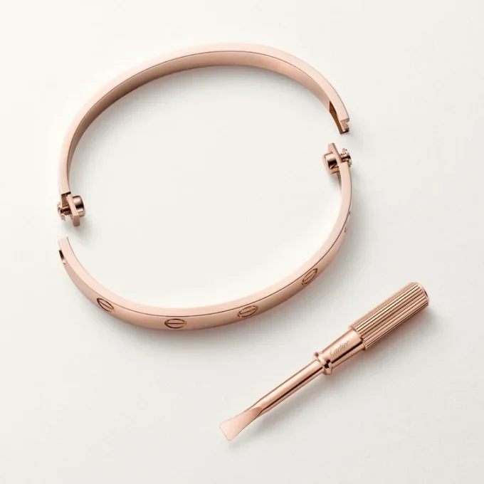 Love Bracelet, Classic Model