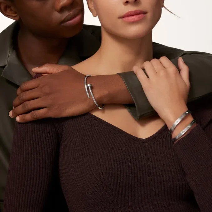 Love Bracelet, Classic Model, Brushed, 4 Diamonds Love Bracelet, Classic Model, Brushed, 4 Diamonds