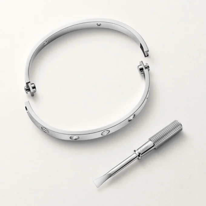 Love Bracelet, Classic Model, Brushed, 4 Diamonds Love Bracelet, Classic Model, Brushed, 4 Diamonds