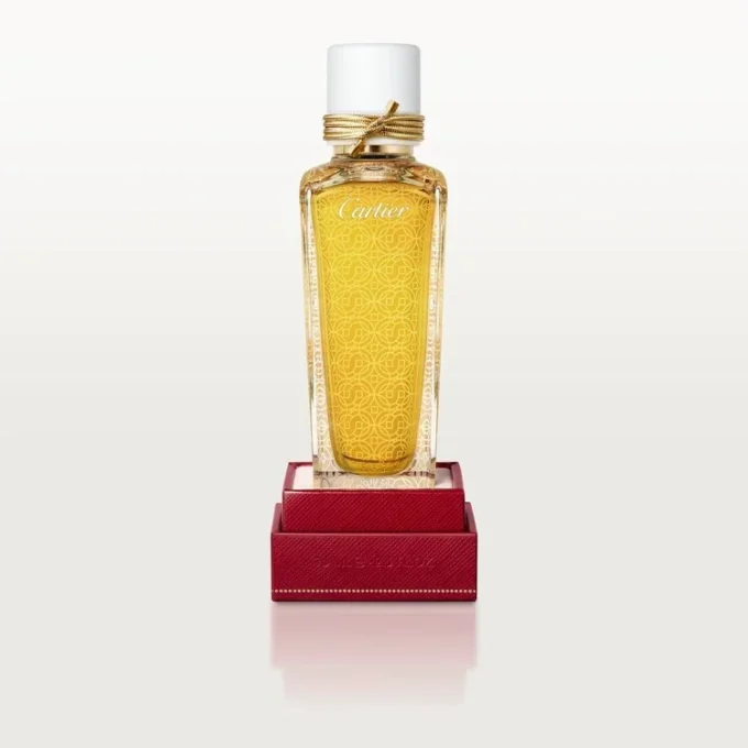 Oud & Pink Perfume – Les Heures Voyageuses | Cartier