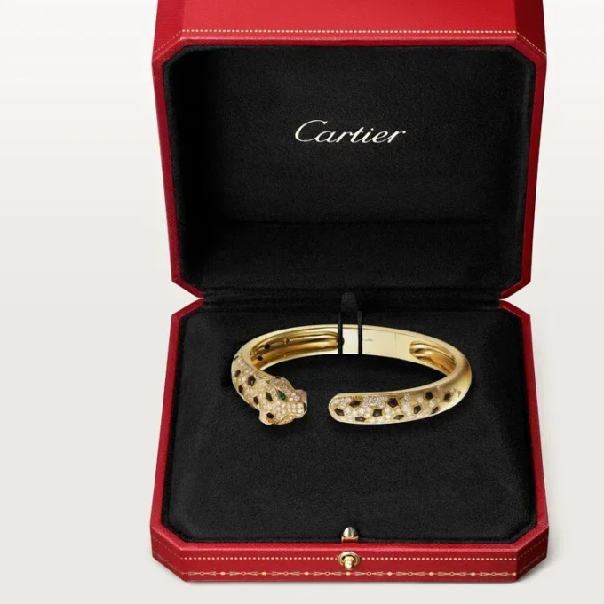 Panthere De Cartier Bracelet, Medium Model, Half-Paved