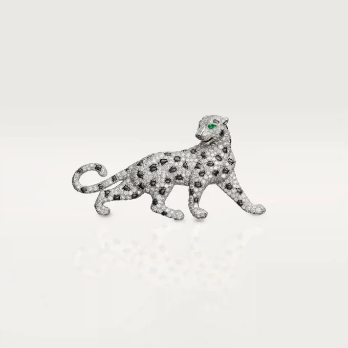 Panthere De Cartier Brooch – White Gold, Emeralds, Onyx, Diamonds – Cartier Panthere De Cartier Brooch – White Gold, Emeralds, Onyx, Diamonds – Cartier