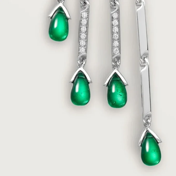 Panthere De Cartier Brooch – White Gold, Emeralds, Onyx, Diamonds – Cartier Panthere De Cartier Brooch – White Gold, Emeralds, Onyx, Diamonds – Cartier