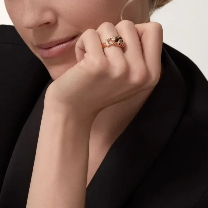 Panthere De Cartier Ring – Pink Gold, Tsavorite Garnets, Onyx, Black Lacquer, Diamonds – Cartier Panthere De Cartier Ring – Pink Gold, Tsavorite Garnets, Onyx, Black Lacquer, Diamonds – Cartier