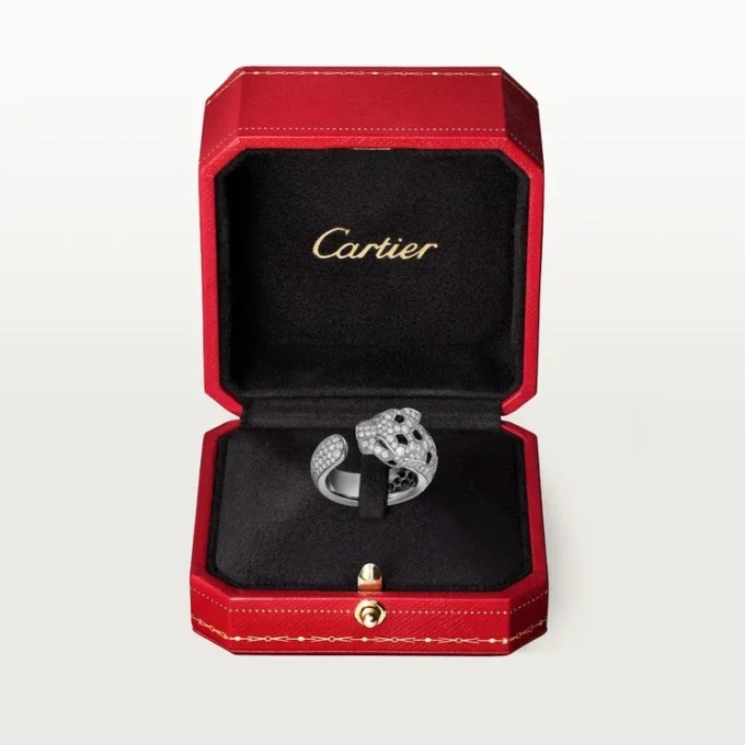 Panthere De Cartier Ring – White Gold, Emeralds, Onyx, Diamonds – Cartier Panthere De Cartier Ring – White Gold, Emeralds, Onyx, Diamonds – Cartier