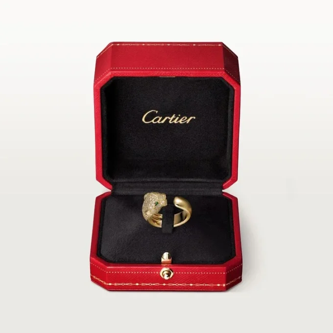 Panthere De Cartier Ring – Yellow Gold, Diamonds, Emeralds, Onyx – Cartier Panthere De Cartier Ring – Yellow Gold, Diamonds, Emeralds, Onyx – Cartier