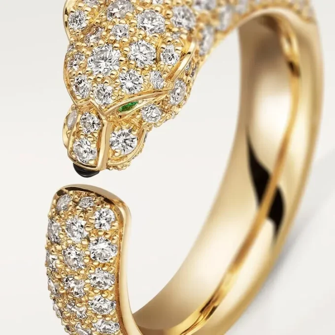 Panthere De Cartier Ring – Yellow Gold, Emeralds, Onyx, Diamonds – Cartier Panthere De Cartier Ring – Yellow Gold, Emeralds, Onyx, Diamonds – Cartier
