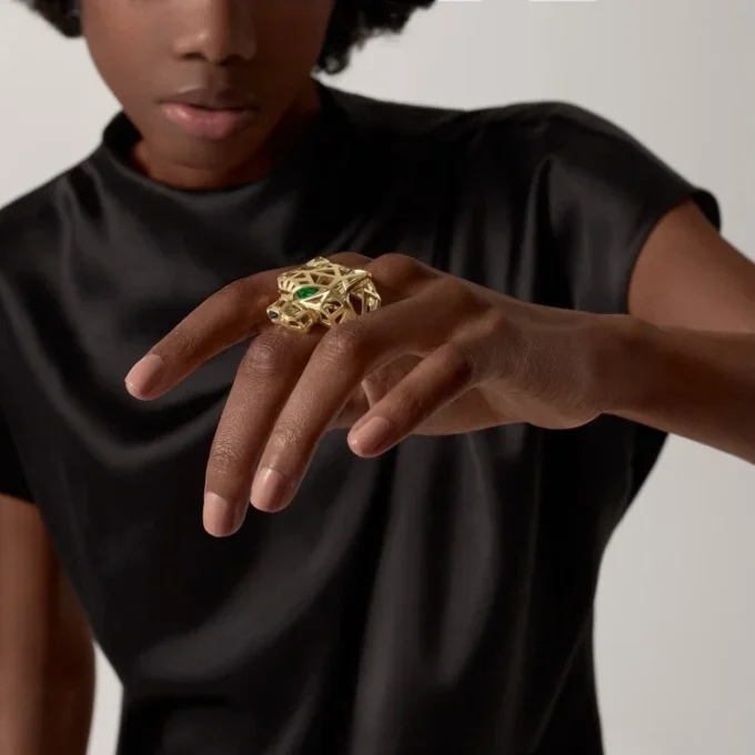 Panthere De Cartier Ring – Yellow Gold, Tsavorite Garnets, Onyx – Cartier