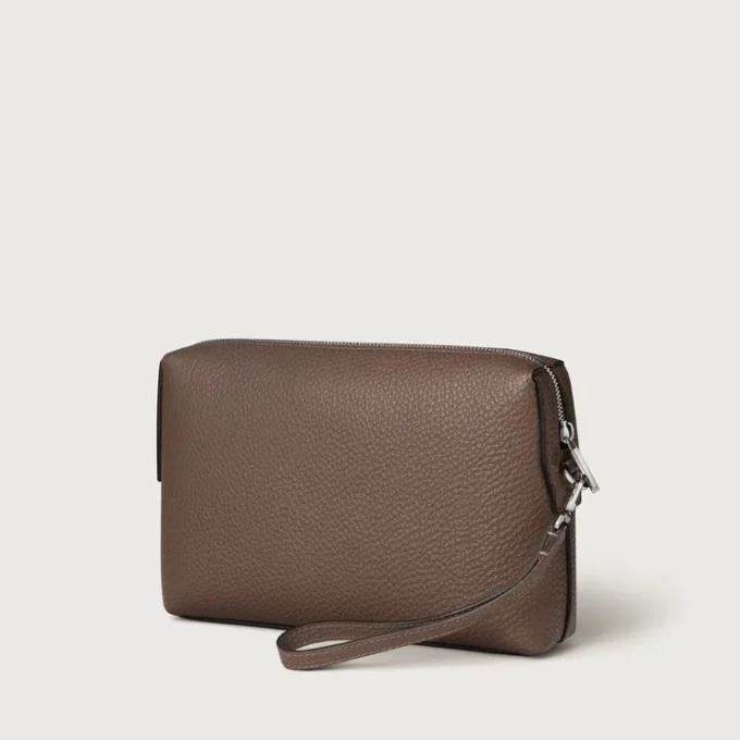 Pouch, Must Pouch, Must