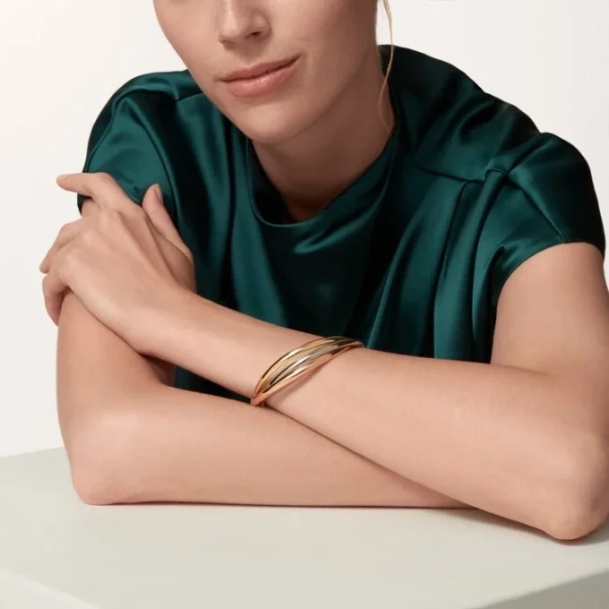 Trinity Bracelet in Tricolor Gold, Classic Model | Cartier Us