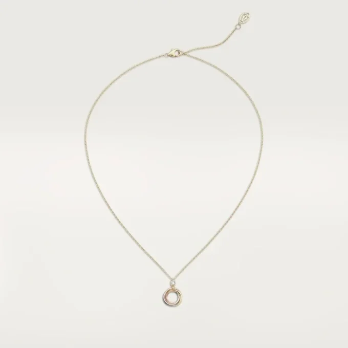 Trinity Pendant, 1 Diamond