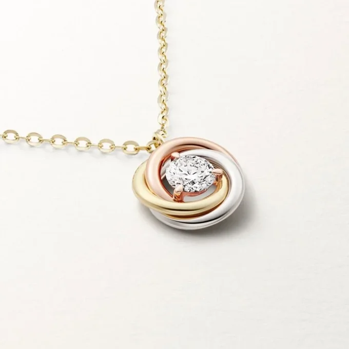 Trinity Pendant, 1 Diamond