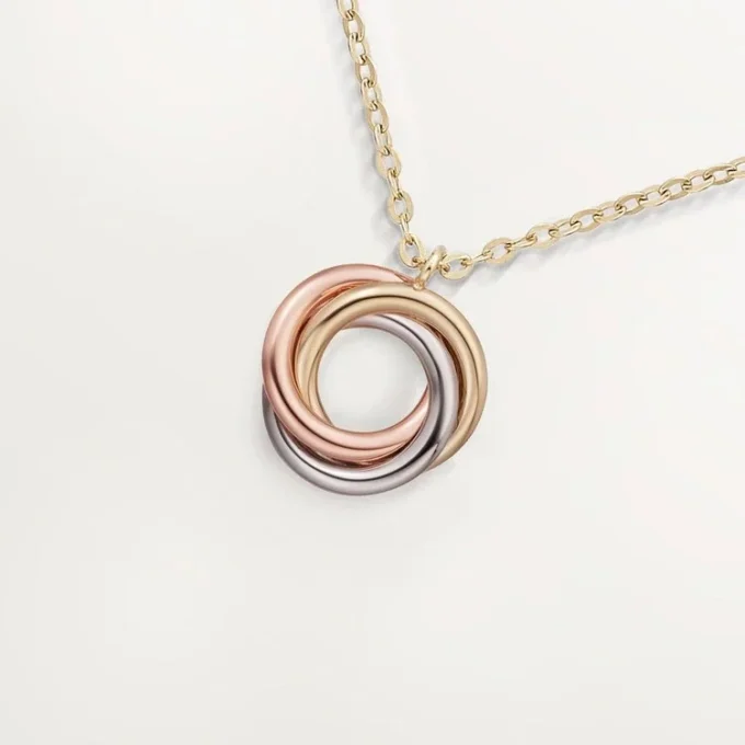 Trinity Pendant, Paved