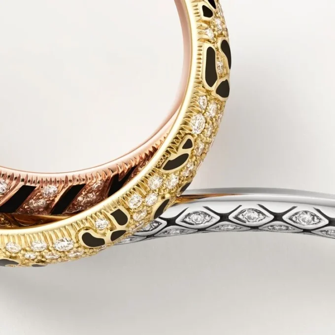 Trinity Two-Finger Ring, Lacquer, Paved Trinity Two-Finger Ring, Lacquer, Paved