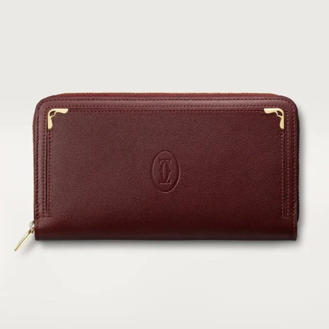 Zipped International Wallet, Must De Cartier – Burgundy Calfskin, Golden Finish – Cartier Zipped International Wallet, Must De Cartier – Burgundy Calfskin, Golden Finish – Cartier